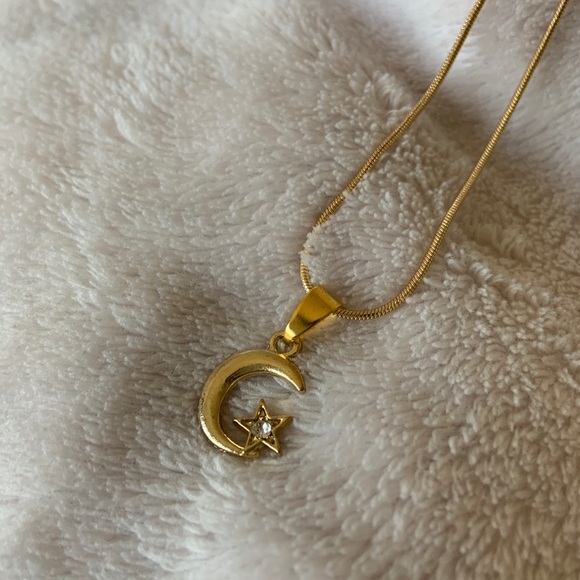 NEW! gold plated moon stars necklace ππ« - Picture 5 of 6